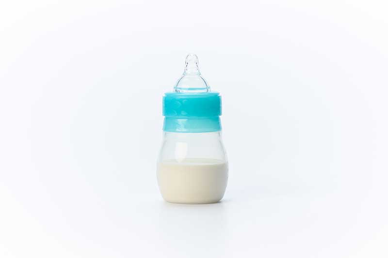 Calculadora de cantidad de leche de fórmula para el biberón del bebe-  TodoPapás