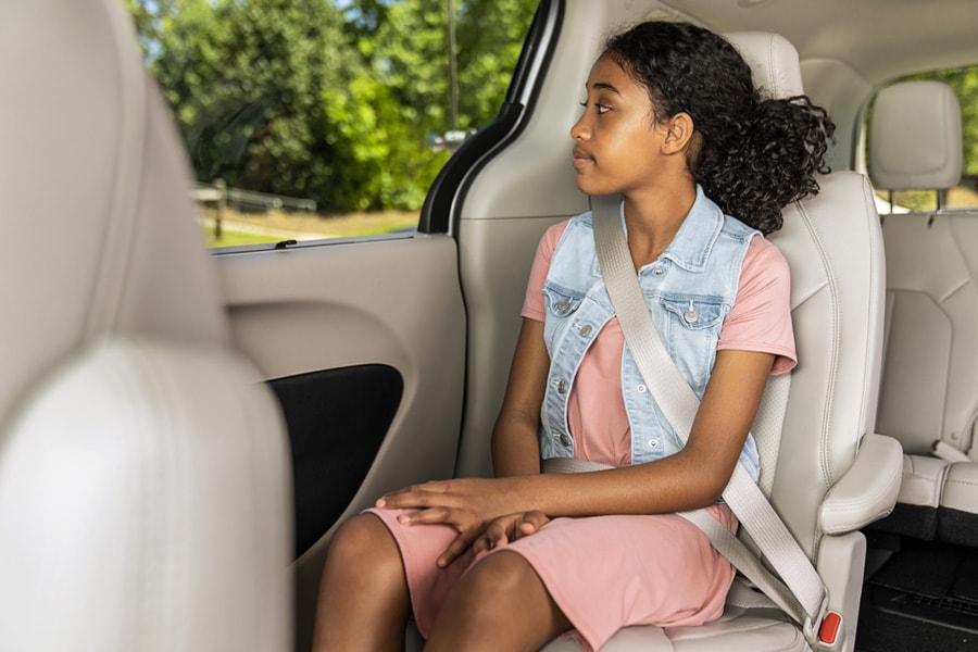 https://www.strong4life.com/-/media/Strong4Life/staying-safe/car-safety/how-to-keep-kids-safe-in-the-car/school_age_girl_riding_in_back_seat_with_seat_belt_fastened.jpg?h=600&la=en&w=900&hash=D255BEACBC9E103090BB4386D9D60CBEB849A7B0